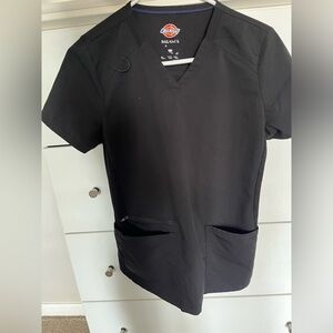 Dickies black scrub top small